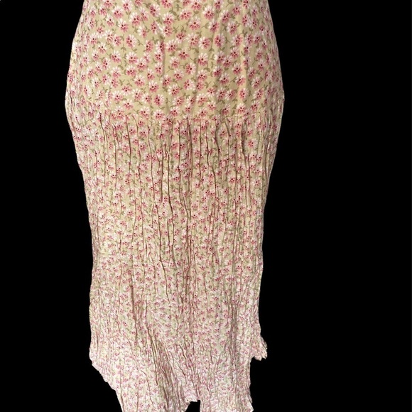 St. John's Bay Dresses & Skirts - EUC St‎ Johnson bay floral skirt